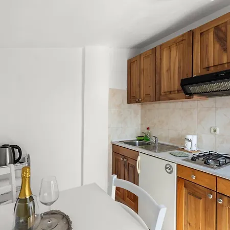 Zara Apartman Visnjan